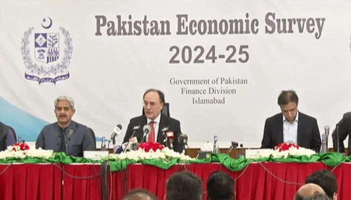 پاکستان کا قرضہ760 کھرب روپے سے تجاوز کر گیا