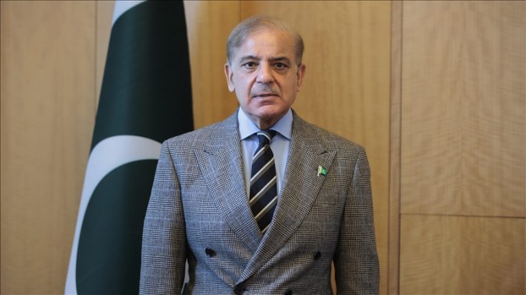 اسرائیلی حملہ:وزیراعظم شہباز شریف ہنگامی دورے پر قطرروانہ