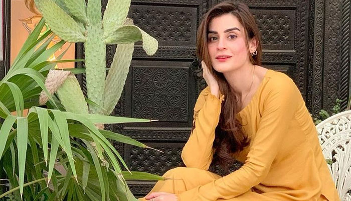 اداکارہ آمنہ ملک کا گھر میں جنات کی موجودگی کا انکشاف
