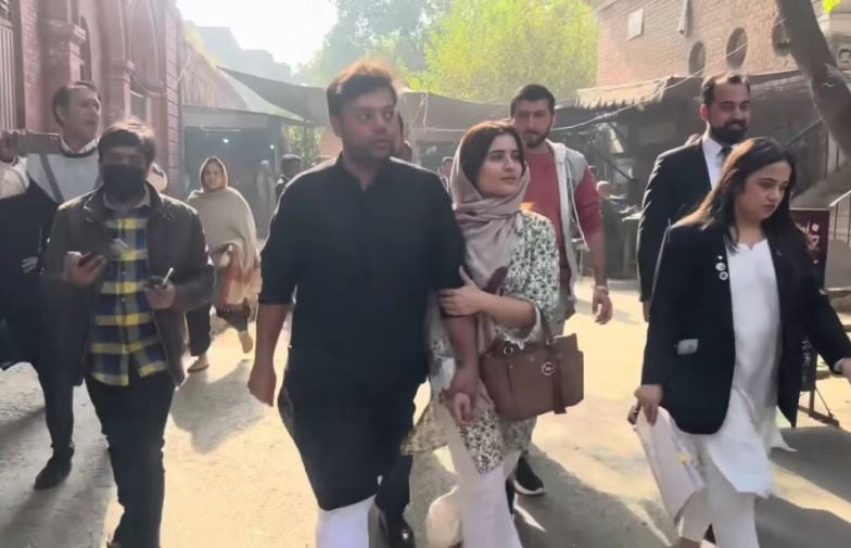 ڈکی بھائی کی اہلیہ کے ساتھ پہلی جھلک سامنے آگئی، مداح پریشان