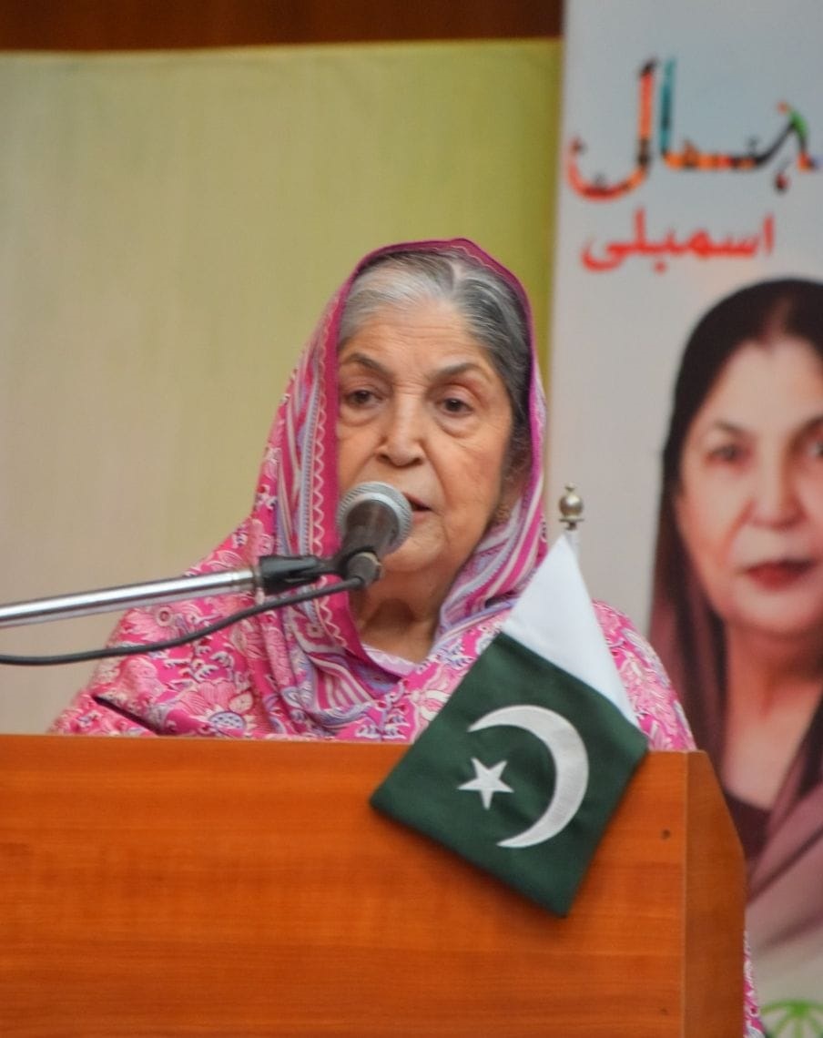 ناکامی انسان کی سب سے بڑی معلم ہے۔ سعدیہ راشد