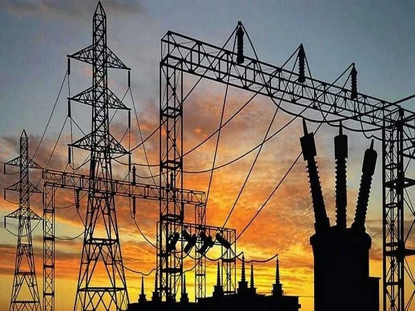 بجلی سستی کرنے کا پلان ، حکومت کی مزید ریلیف دینے کی تیاری