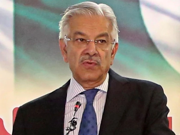 افغانستان کے ایجنٹ دہشتگردوں کو بلوچ عوام کے ساتھ  مل کر شکست دیں گے، وزیر دفاع